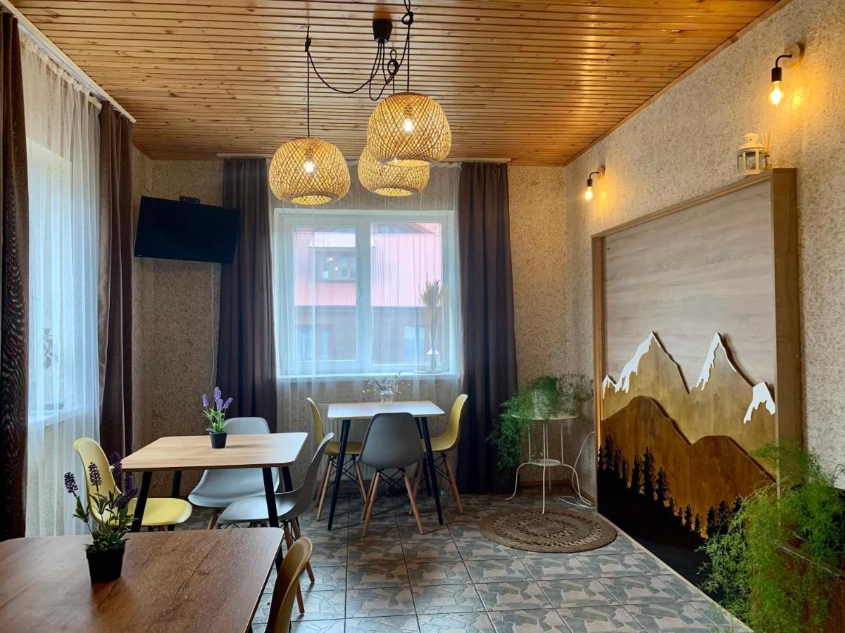 Ніч Над Карпатами Hotel Slavske Luaran gambar