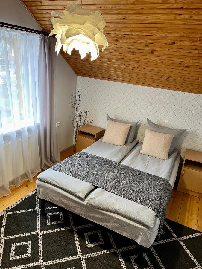 Ніч Над Карпатами Hotel Slavske Luaran gambar